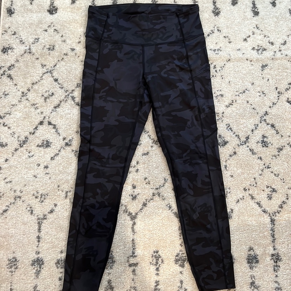 Lululemon Fast and Free Tight II 25"